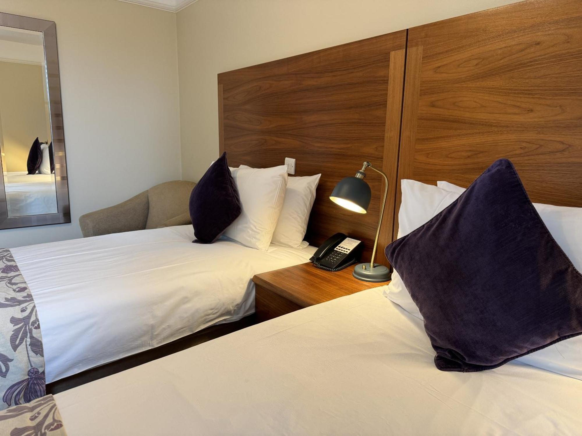 The Windermere Hotel, London Room photo