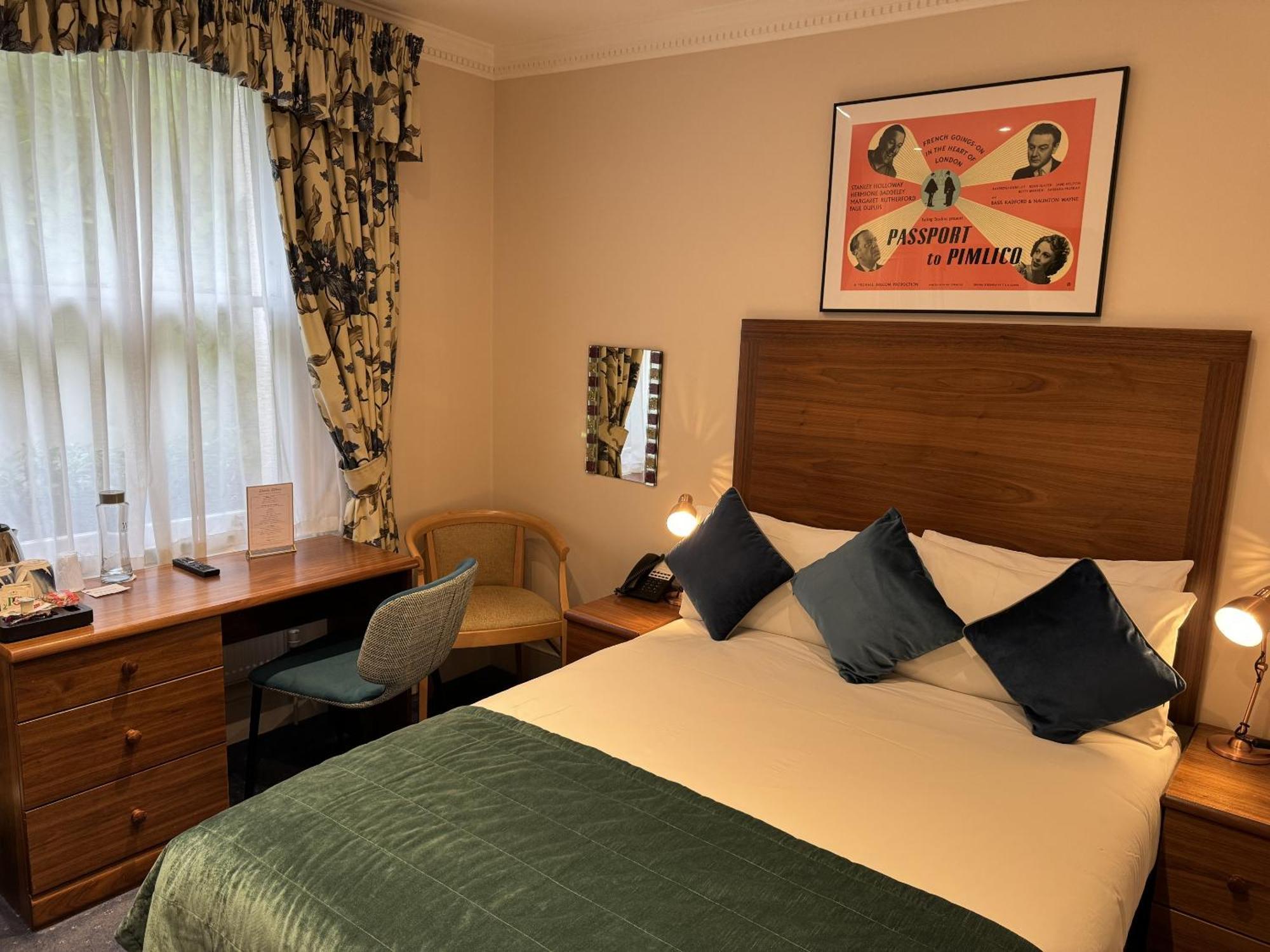 The Windermere Hotel, London Room photo